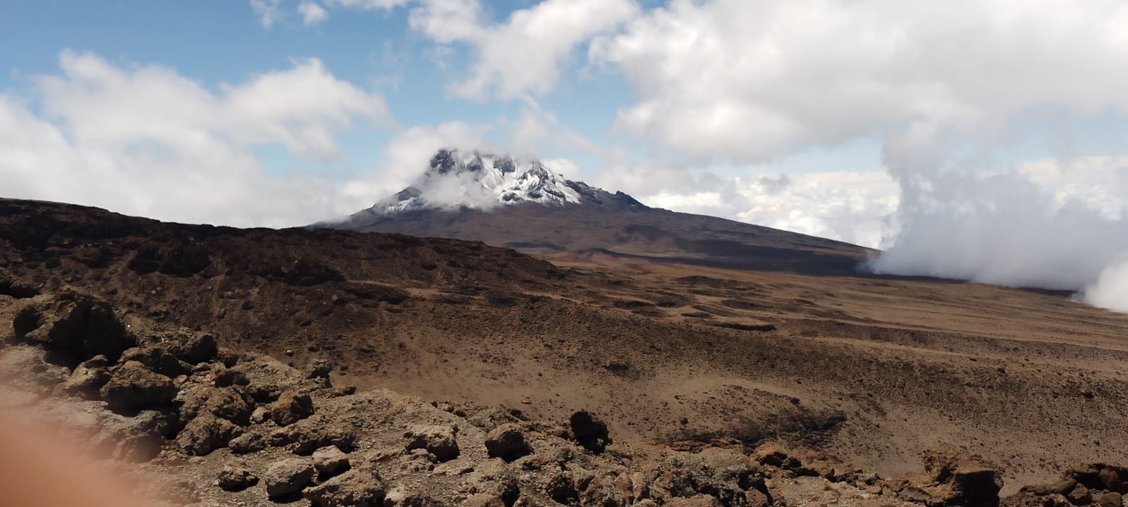 Climbing mount kilimanjaro trekking hiking active adventures epic tours safaris yha kenya travel mountain adventures tanzania tours 10 