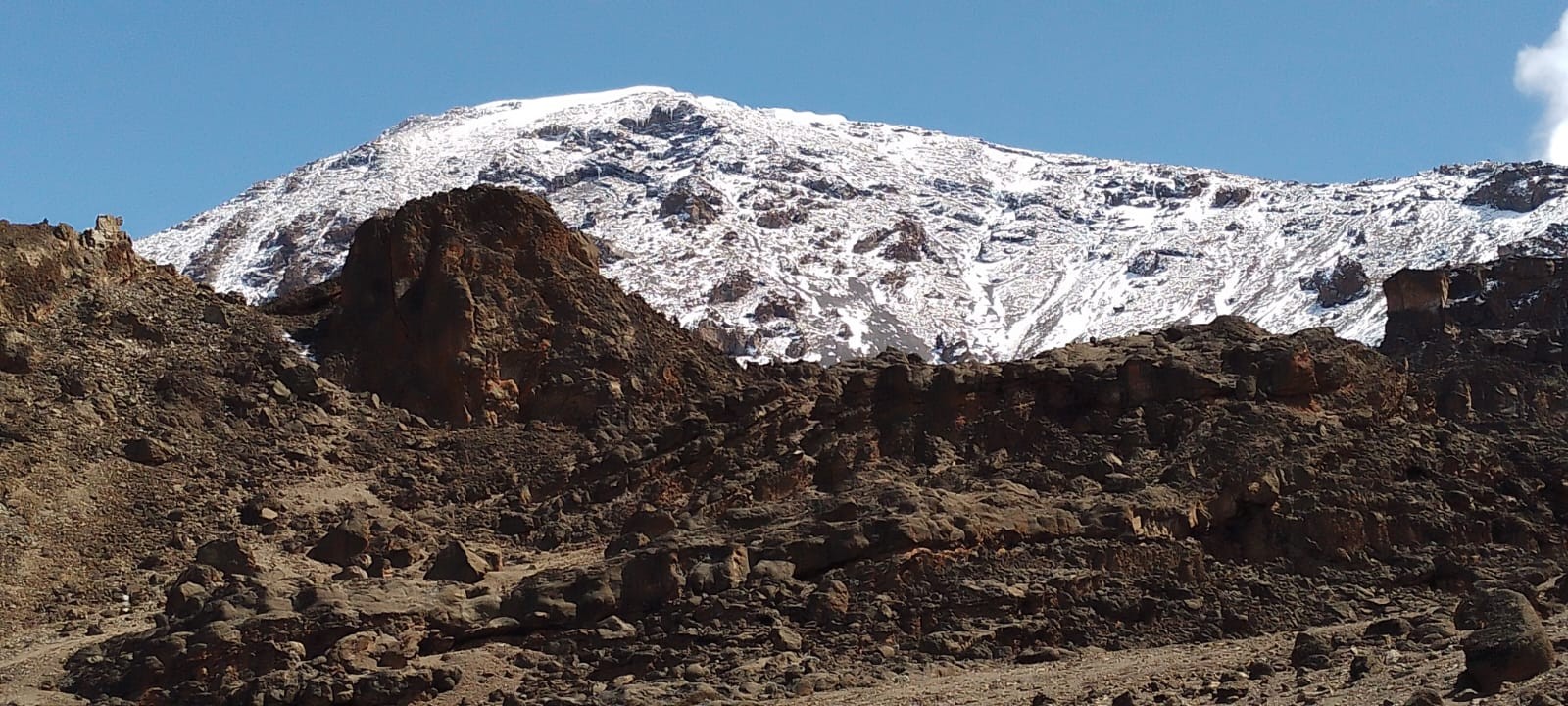Climbing mount kilimanjaro trekking hiking active adventures epic tours safaris yha kenya travel mountain adventures tanzania tours 11 