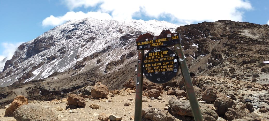 Climbing mount kilimanjaro trekking hiking active adventures epic tours safaris yha kenya travel mountain adventures tanzania tours 9 