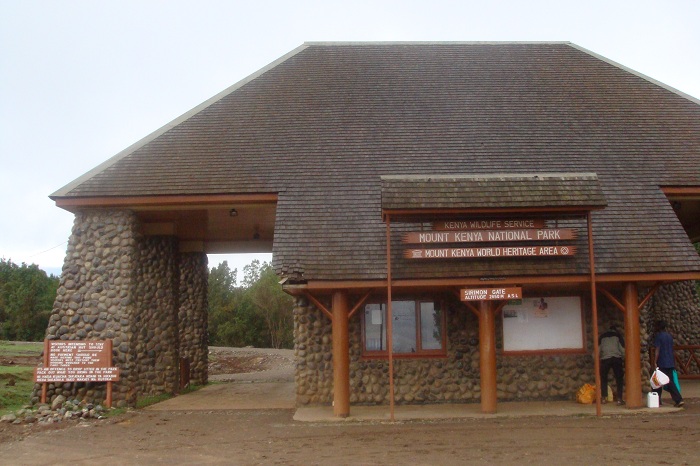 Climbing Mount Kenya Tours/ Chogoria Trekking Route Adventure Expedition.