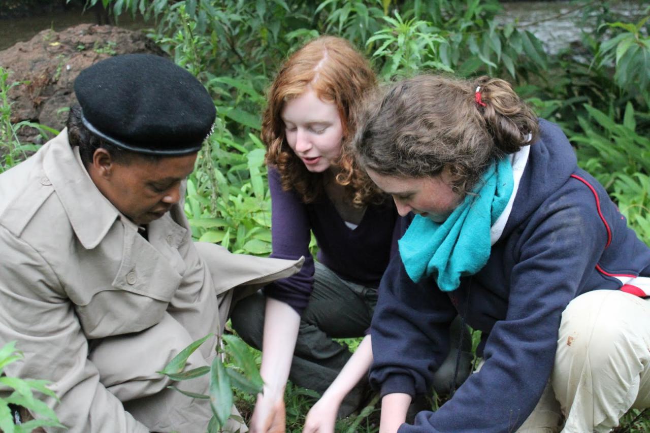 Kenya Cultural Safaris Responsible Travel-YHA Kenya Travel.